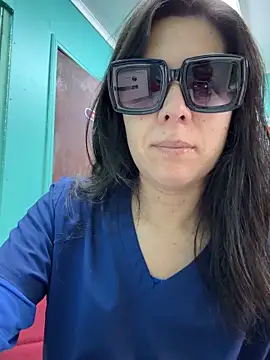 Reinacatchile online show from March 7, 2:36 pm