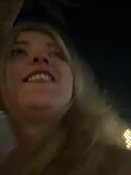 Snapshot of NickyGold_Official chatting on February 2, 8:29 pm NickyGold Official online show from February 2, 8:29 pm