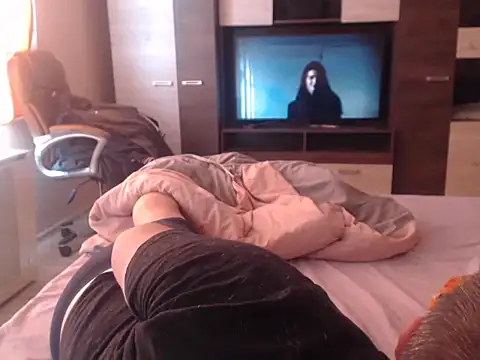 Snapshot of gentleman404040 chatting on February 7, 9:26 am gentleman404040 online show from February 7, 9:26 am