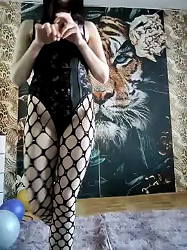 NikaXBerry online show from December 15, 9:56 am