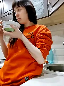 NikaXBerry online show from January 1, 3:57 pm