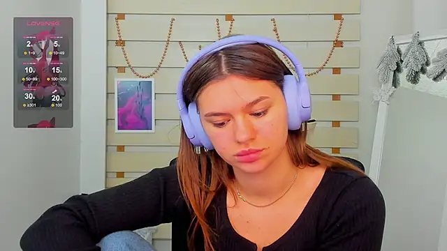 Josephine Kiss online show from December 30, 11:48 am