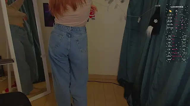 Josephine Kiss online show from January 2, 8:17 am