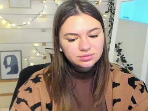 Josephine Kiss online show from November 24, 2:06 pm