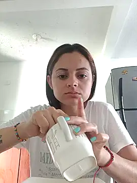 lincaramelo online show from December 22, 1:55 pm