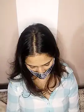 PRINCESS ZANNAT online show from April 17, 5:49 pm