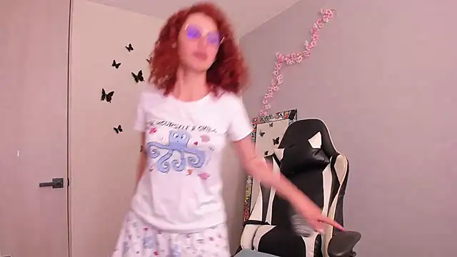 valent 27 online show from March 26, 7:30 pm