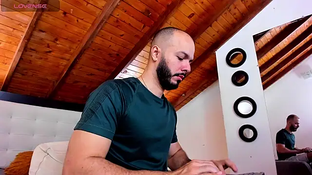 Tom Bailey online show from December 18, 12:44 pm