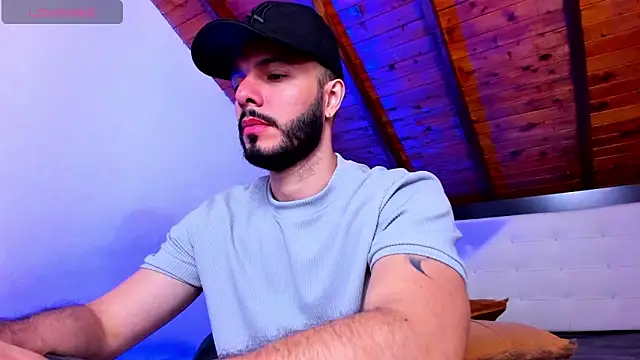 Tom Bailey online show from April 5, 1:19 pm