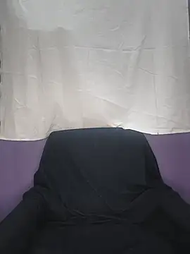 Snapshot of priya__angel chatting on October 17, 4:26 am priya angel online show from October 17, 4:26 am