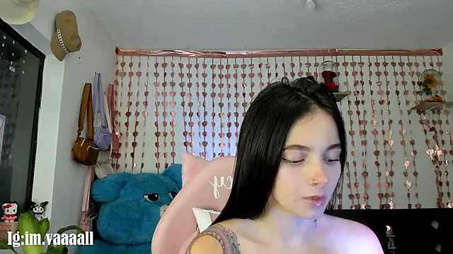 Snapshot of lucyy_tay chatting on September 10, 9:59 pm lucyy tay online show from September 10, 9:59 pm