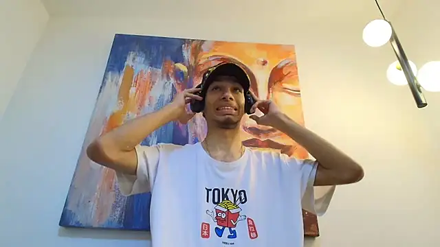 Snapshot of TomyMosterCock chatting on December 24, 11:22 pm TomyMosterCock online show from December 24, 11:22 pm