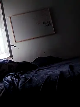 Snapshot of bearguy998 chatting on November 16, 11:38 am bearguy998 online show from November 16, 11:38 am