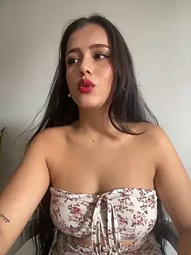 AbbyMillerrr online show from April 12, 3:50 pm