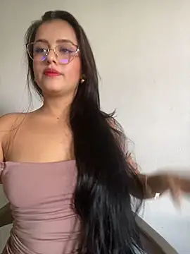 Snapshot of AbbyMillerrr chatting on April 28, 8:36 pm AbbyMillerrr online show from April 28, 8:36 pm