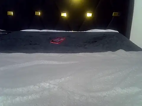 Its tyra online show from March 12, 5:57 am