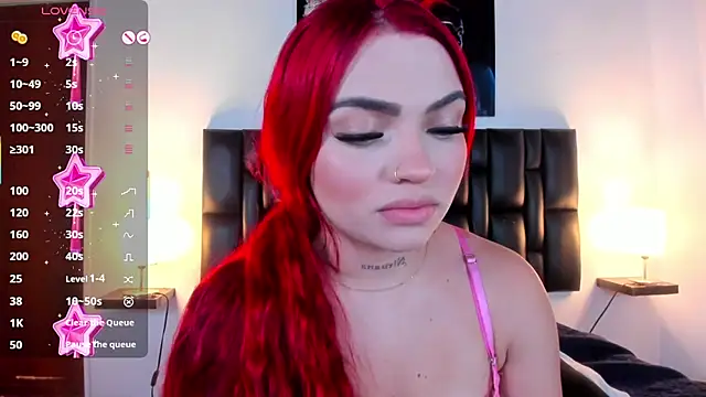 Snapshot of NicoleRouss chatting on January 29, 7:15 am NicoleRouss online show from January 29, 7:15 am