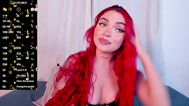 Snapshot of NicoleRouss chatting on February 28, 4:32 am NicoleRouss online show from February 28, 4:32 am