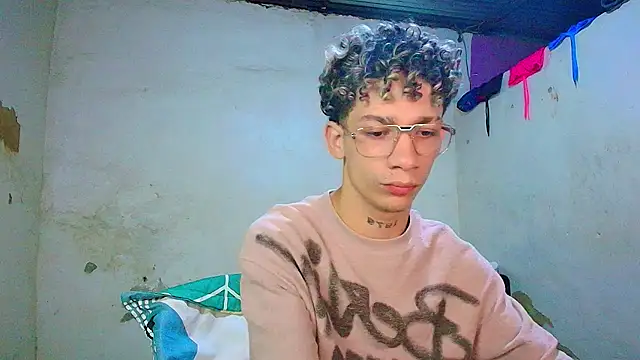 mateodeamjo online show from July 28, 4:41 am
