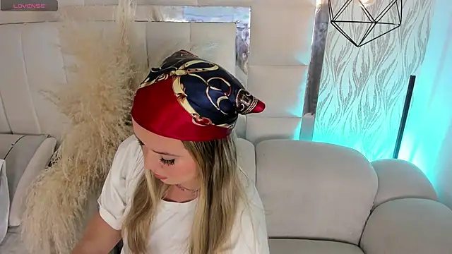 1m dalhia online show from November 20, 8:41 pm