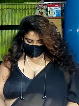 Snapshot of Dusto_Meye chatting on May 25, 9:32 pm Dusto Meye online show from May 25, 9:32 pm