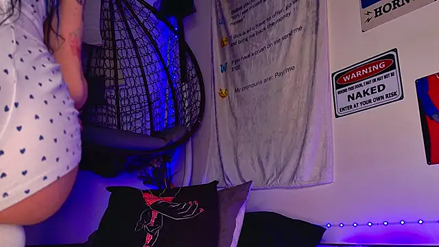 AriaVoss online show from February 26, 9:36 pm