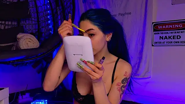 AriaVoss online show from April 10, 8:57 pm