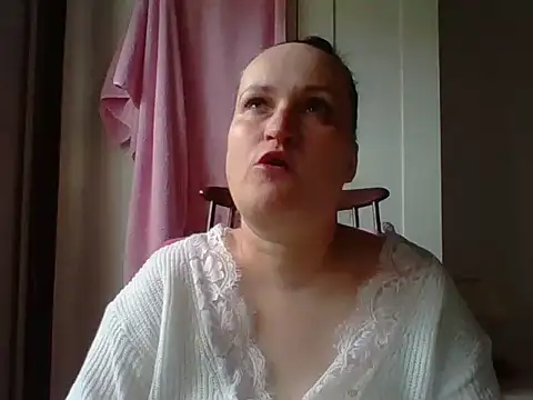  squirty cum lady  online show from March 11, 11:44 am