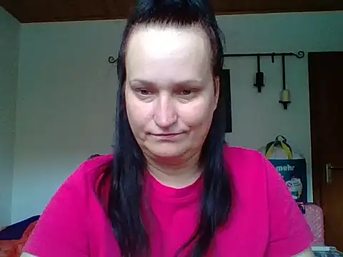  squirty cum lady  online show from September 20, 7:09 am