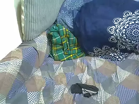 skinnysexynaughty online show from February 23, 11:46 pm