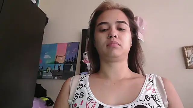 trianabell online show from March 6, 5:42 pm