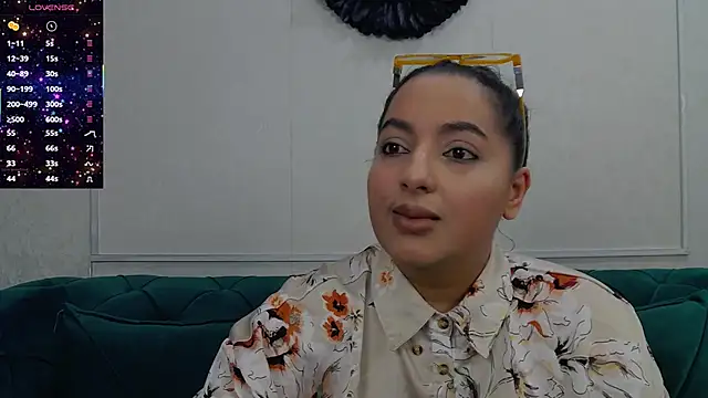 BustyAllyy online show from November 21, 8:07 pm