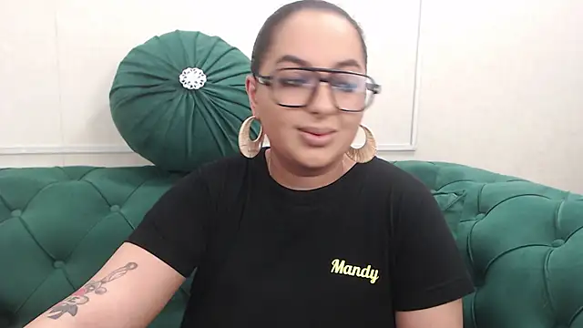 BustyAllyy online show from April 17, 3:37 pm