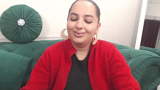 BustyAllyy online show from April 18, 8:09 pm