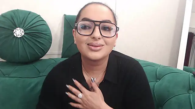 Snapshot of BustyAllyy chatting on April 21, 8:55 pm BustyAllyy online show from April 21, 8:55 pm
