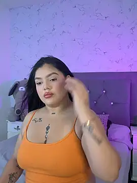 Snapshot of Brhiana_Williamms chatting on July 9, 12:42 pm Brhiana Williamms online show from July 9, 12:42 pm