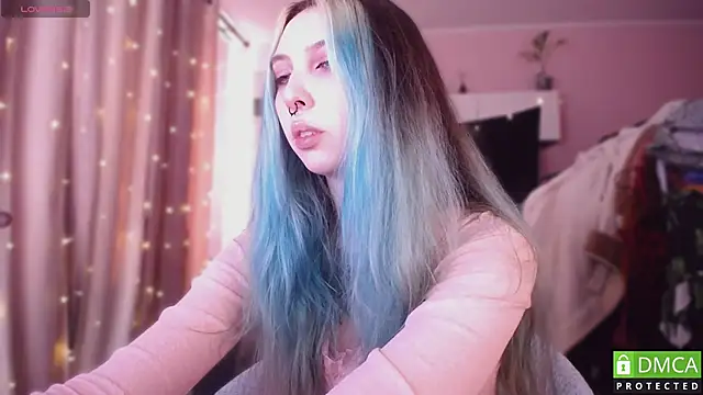 JustMeowGirl online show from March 18, 6:05 am