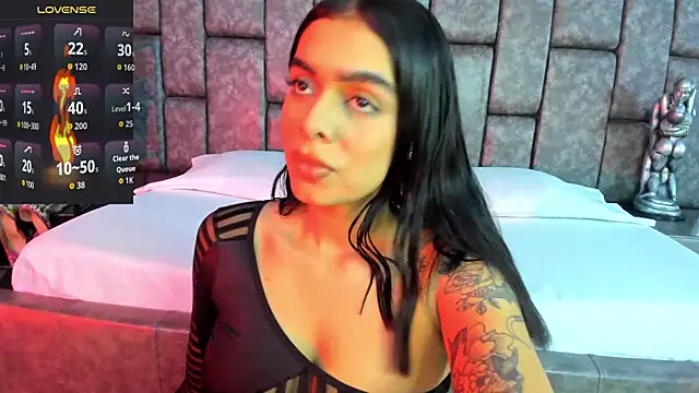 Foxy Assh  online show from April 9, 5:18 am