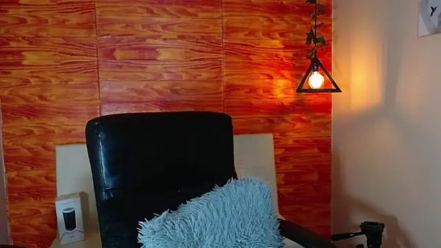 Bastiaan 28 online show from March 15, 6:25 am