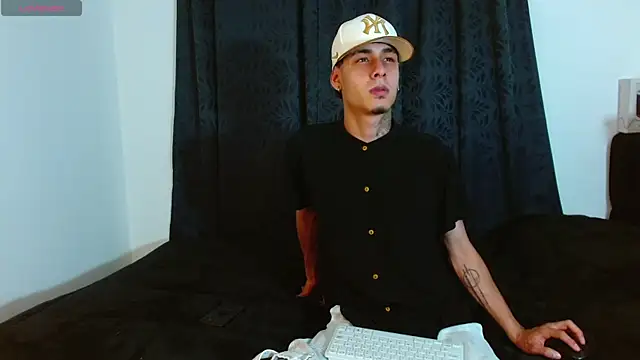 Bastiaan 28 online show from December 2, 12:16 am