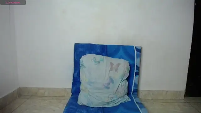 Snapshot of Eros_Smit chatting on June 11, 2:37 pm Eros Smit online show from June 11, 2:37 pm