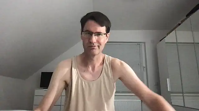 zxzx cam1 online show from September 10, 2:50 pm