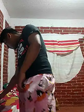 Snapshot of Cris_ale1218 chatting on November 7, 5:07 am Cris ale1218 online show from November 7, 5:07 am