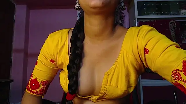 Snapshot of Angel_Alison_ chatting on December 19, 6:12 pm Angel Alison online show from December 19, 6:12 pm