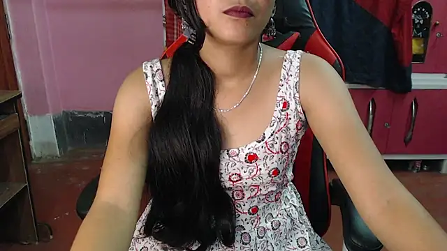 Snapshot of Angel_Alison_ chatting on February 27, 5:47 pm Angel Alison online show from February 27, 5:47 pm