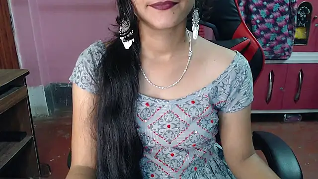 Snapshot of Angel_Alison_ chatting on March 1, 9:15 pm Angel Alison online show from March 1, 9:15 pm