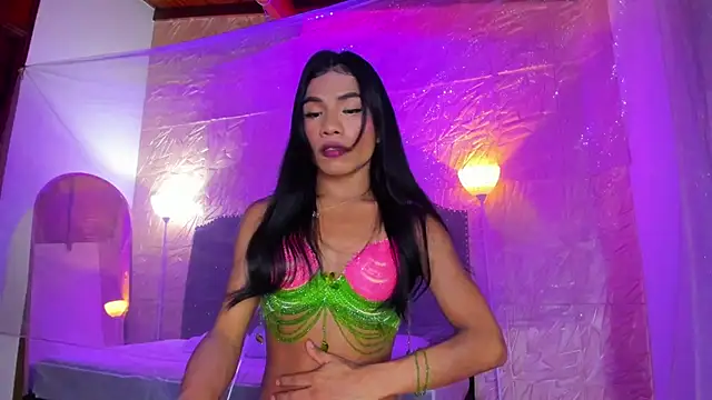 Snapshot of kimberly_Gonzalez1 chatting on May 29, 3:48 am kimberly Gonzalez1 online show from May 29, 3:48 am