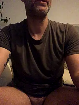 Snapshot of Romain69- chatting on September 23, 12:46 am Romain69- online show from September 23, 12:46 am