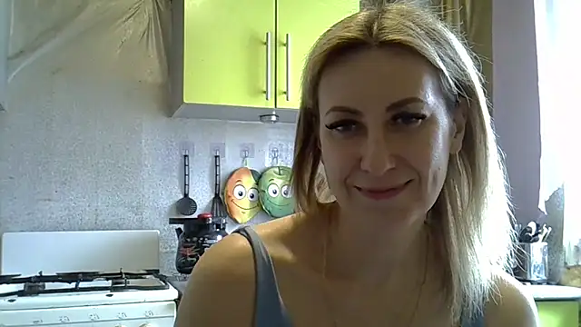 AshleyXHoney online show from March 5, 9:27 am