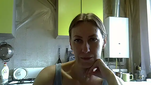 Snapshot of AshleyXHoney chatting on May 25, 7:25 am AshleyXHoney online show from May 25, 7:25 am